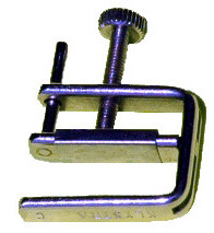 Open-sided Hoffman clamp allows easy installation of the clamp without disconnecting the tubing to which it is attached.